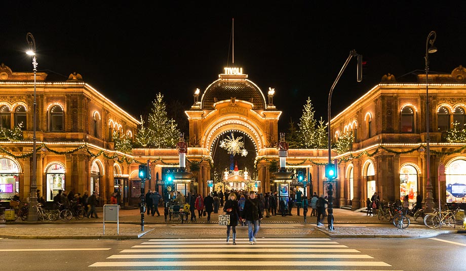Парк Tivoli на Рождество в Копенгагене